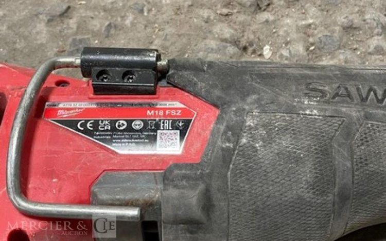 MILWAUKEE   MIL010009