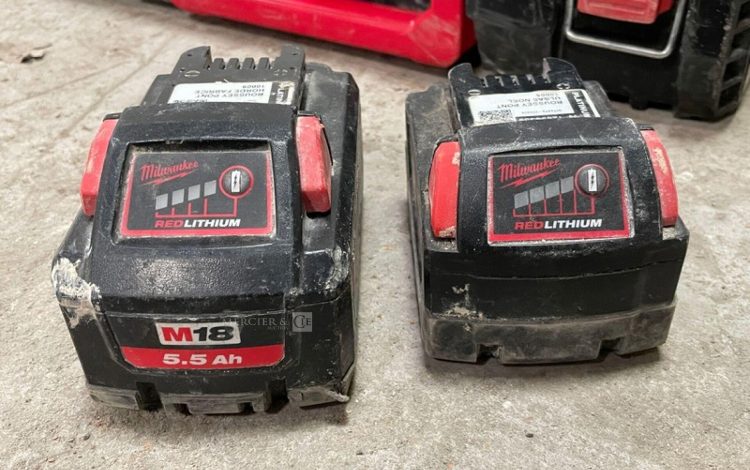 MILWAUKEE   MIL010009