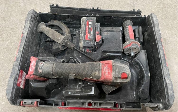 MILWAUKEE   MIL010009