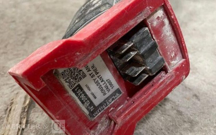 MILWAUKEE   MIL010009