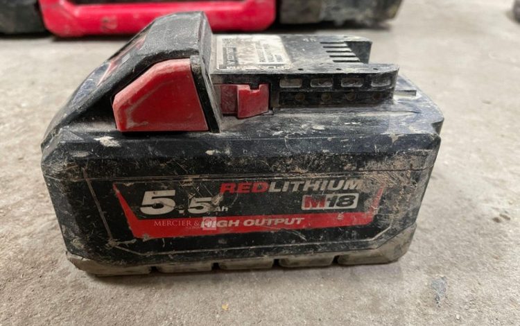 MILWAUKEE   MIL010009