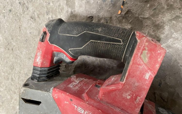 MILWAUKEE   MIL010009