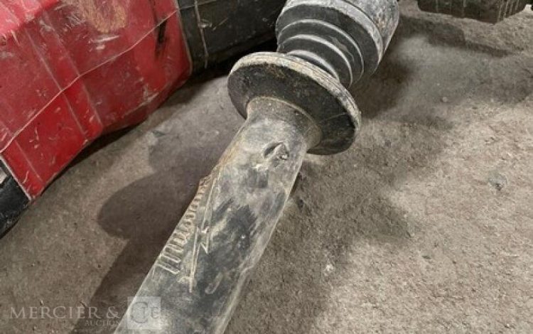 MILWAUKEE   MIL010009