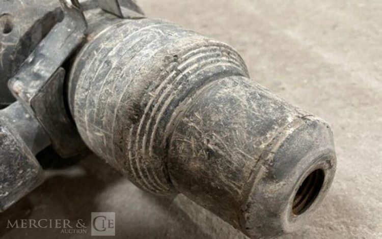 MILWAUKEE   MIL010009