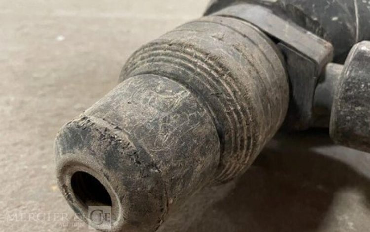 MILWAUKEE   MIL010009