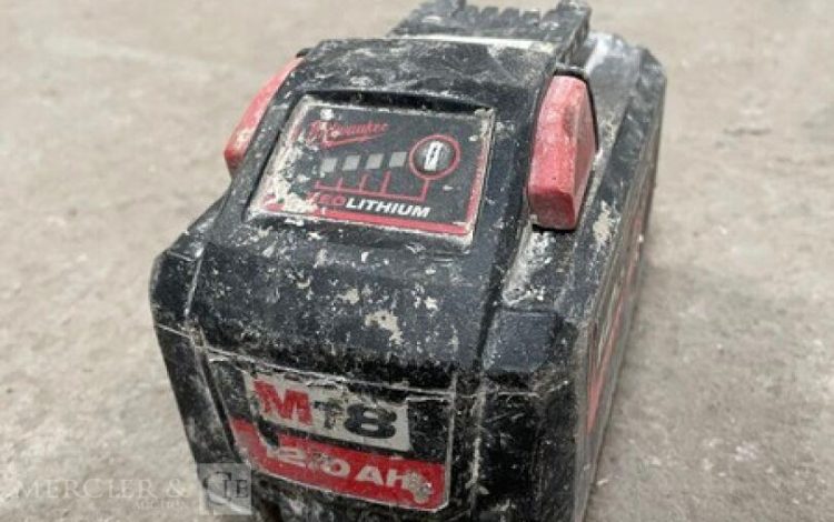 MILWAUKEE   MIL010009