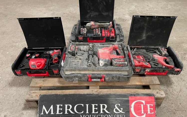 MILWAUKEE M18 FSZ  MIL010006