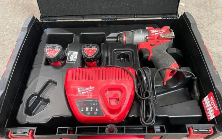 MILWAUKEE M18 FSZ  MIL010006