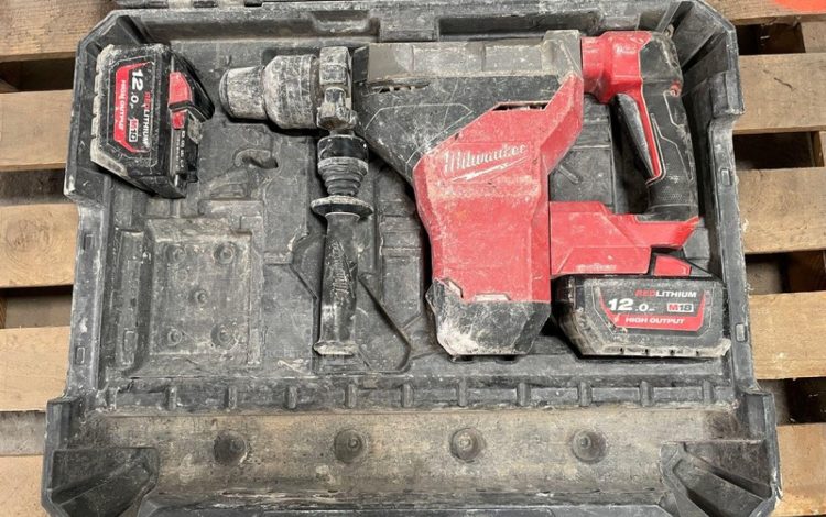 MILWAUKEE M18 FSZ  MIL010006