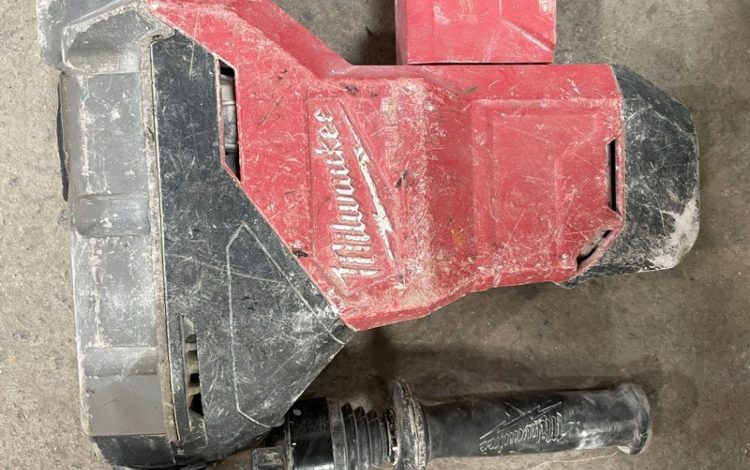 MILWAUKEE M18 FSZ  MIL010006