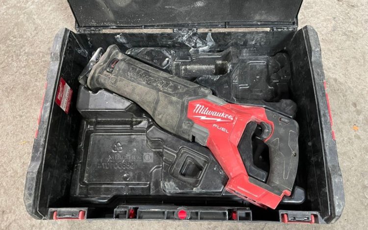 MILWAUKEE M18 FSG  MIL010003