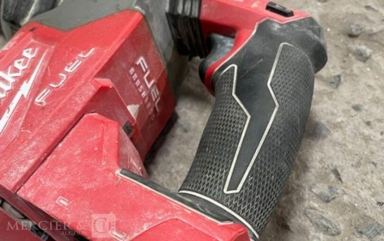 MILWAUKEE M18 FSG  MIL010003