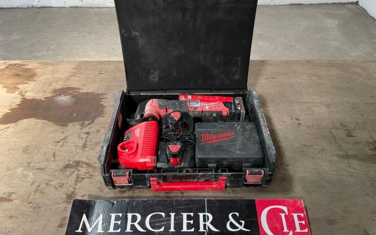 MILWAUKEE M12FMT  MIL010008