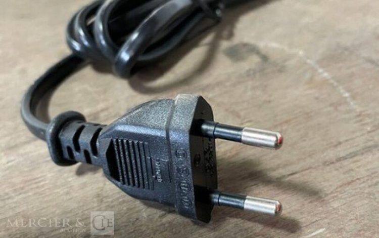 MILWAUKEE   MIL010050