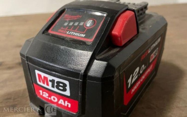 MILWAUKEE   MIL010050