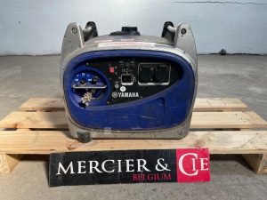 YAMAHA EF2400IS  GRO010992