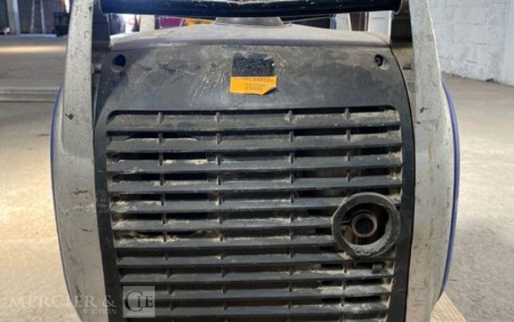 YAMAHA EF2400IS  GRO010992