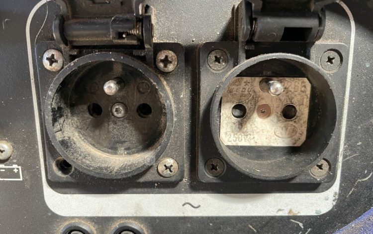 YAMAHA EF2400IS  GRO010992