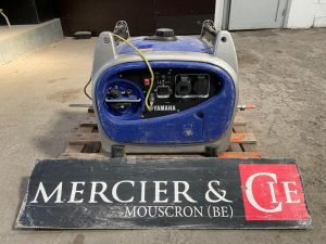 YAMAHA EF2400IS  GRO010754