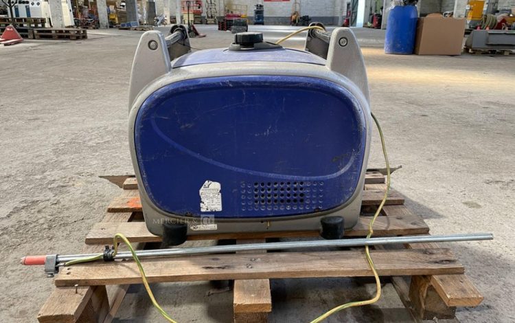 YAMAHA EF2400IS  GRO010754