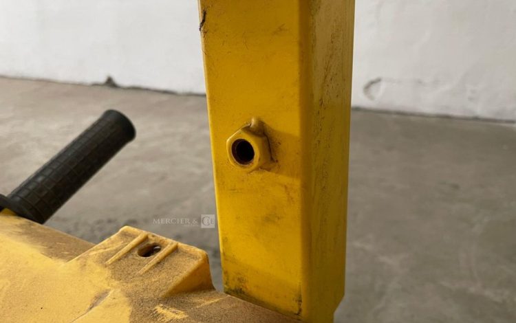 TEMPO KR11 01 C 19  FEU010047