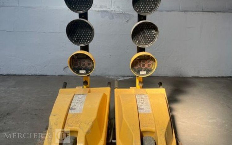 TEMPO KR11 01 C 18  FEU010009