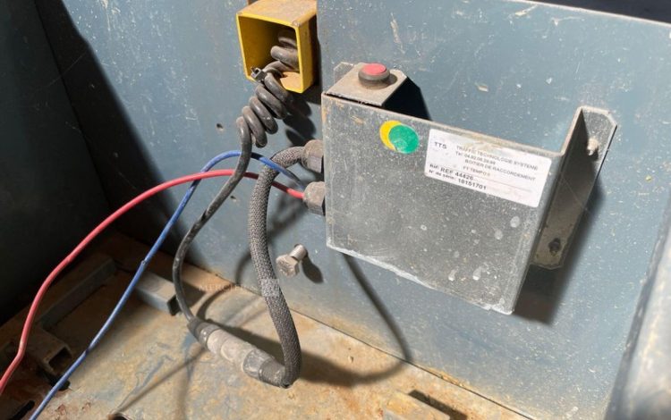 TEMPO KR11 01 C 18  FEU010009