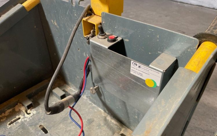 TEMPO KR11 01 C 18  FEU010009