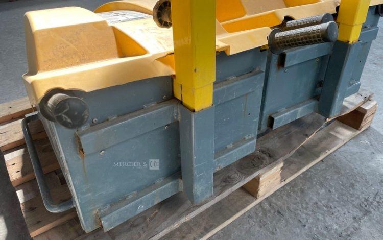 TEMPO KR11 01 C 18  FEU010009