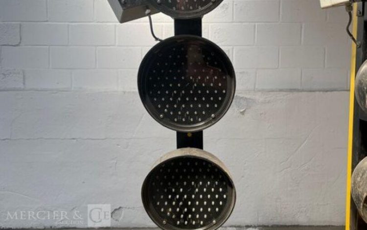 TEMPO KR11 01 C 18  FEU010009