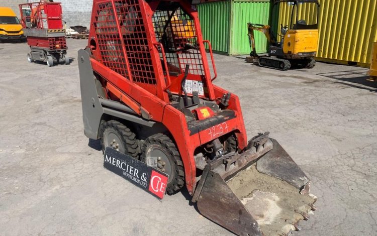 BOBCAT S70  7237