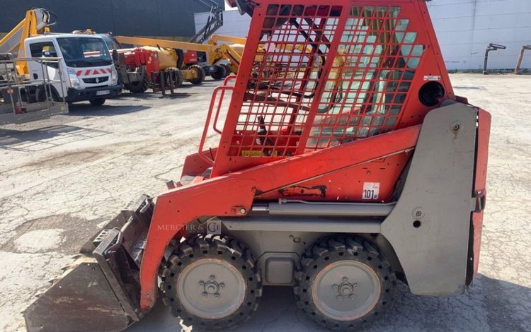 BOBCAT S70  7237