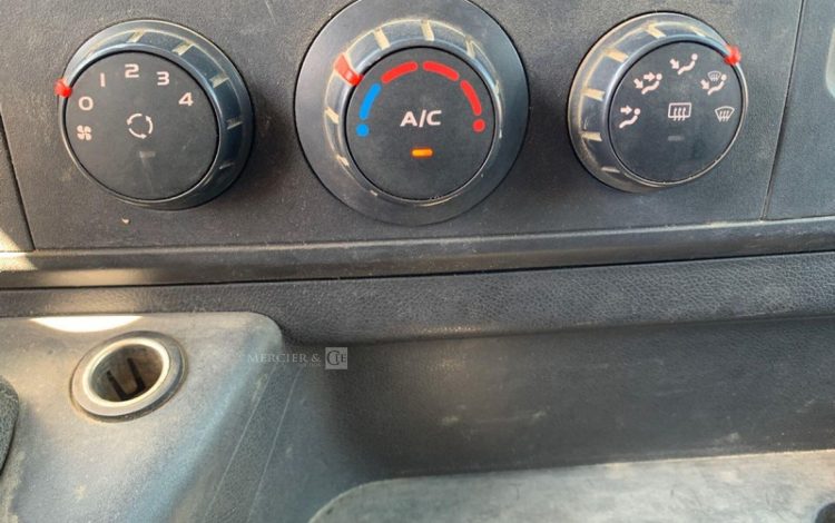 RENAULT MASTER /JPM  11435