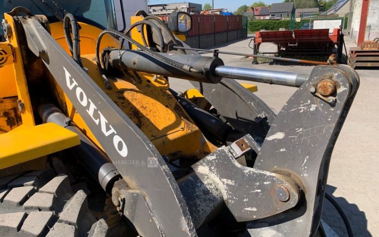 VOLVO L35G  KUB010009