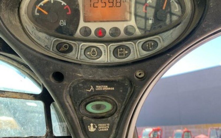 BOBCAT S450  BOB010247