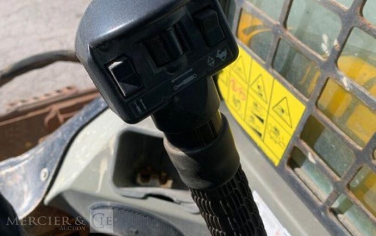 BOBCAT S450  BOB010247