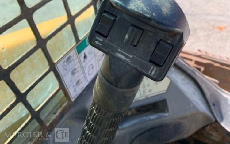 BOBCAT S450  BOB010247