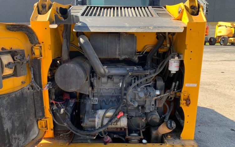 BOBCAT S450  BOB010247