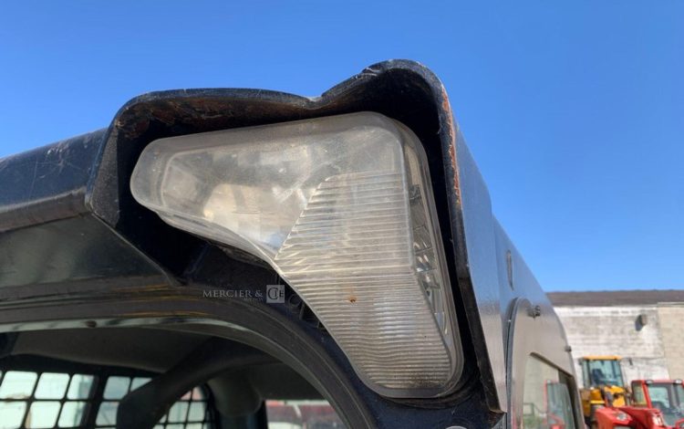 BOBCAT S450  BOB010247