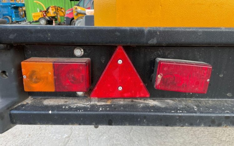 DOOSAN 12/205  COM748216