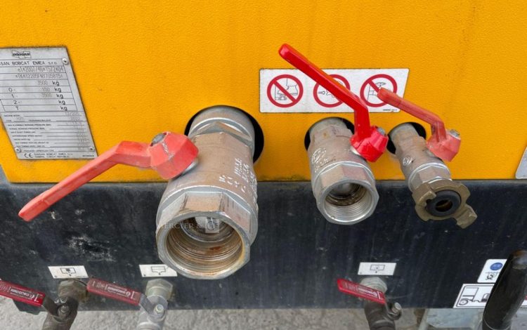 DOOSAN 12/205  COM748216