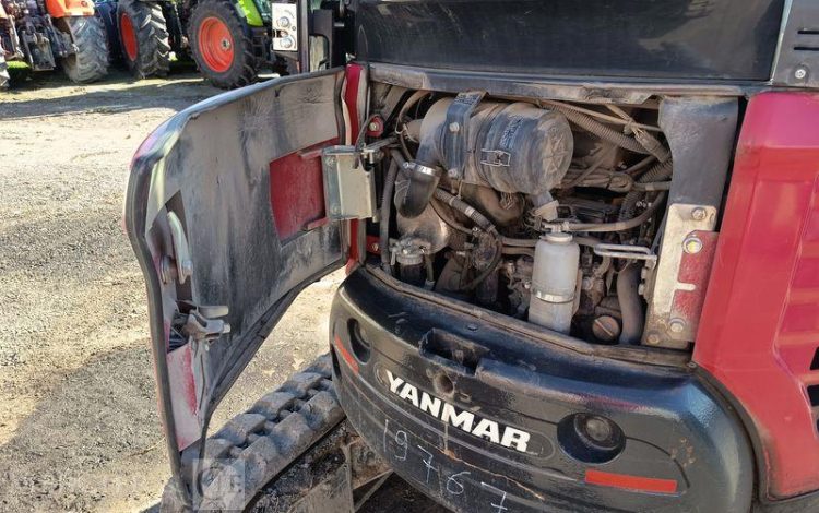 YANMAR MINI PELLE VIO27-6 SUR CHENILLES – 2,7 TONNES DIESEL – 2735 HEURES – ANNEE 2022 ROUGE 19767