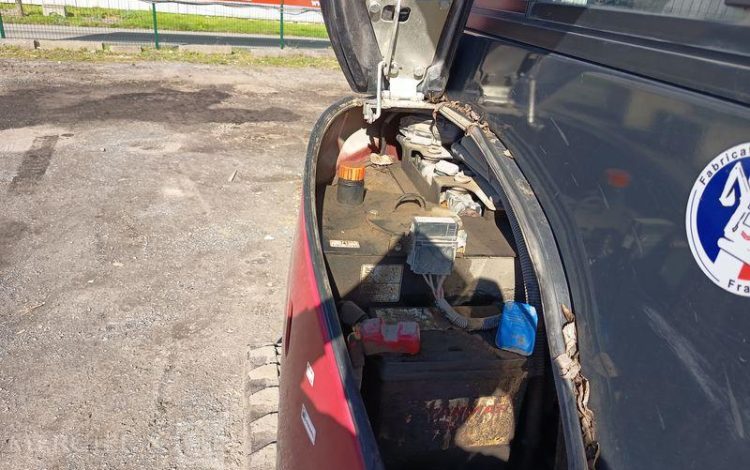 YANMAR MINI PELLE VIO27-6 SUR CHENILLES – 2,7 TONNES DIESEL – 2735 HEURES – ANNEE 2022 ROUGE 19767