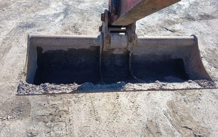 YANMAR MINI PELLE VIO27-6 SUR CHENILLES – 2,7 TONNES DIESEL – 2735 HEURES – ANNEE 2022 ROUGE 19767