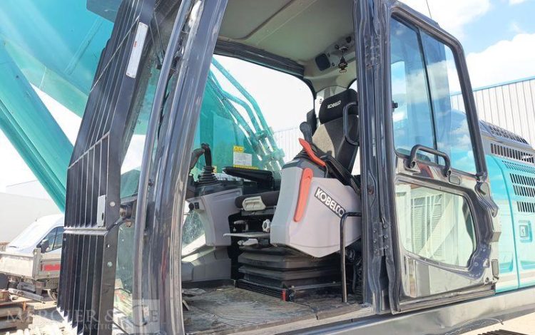 KOBELCO PELLE SUR CHENILLES  SK350NLC-11 – 38 TONNES – DIESEL – 1760 HEURES – ANNEE 2022  25180