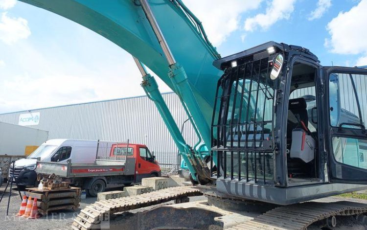 KOBELCO PELLE SUR CHENILLES  SK350NLC-11 – 38 TONNES – DIESEL – 1760 HEURES – ANNEE 2022  25180