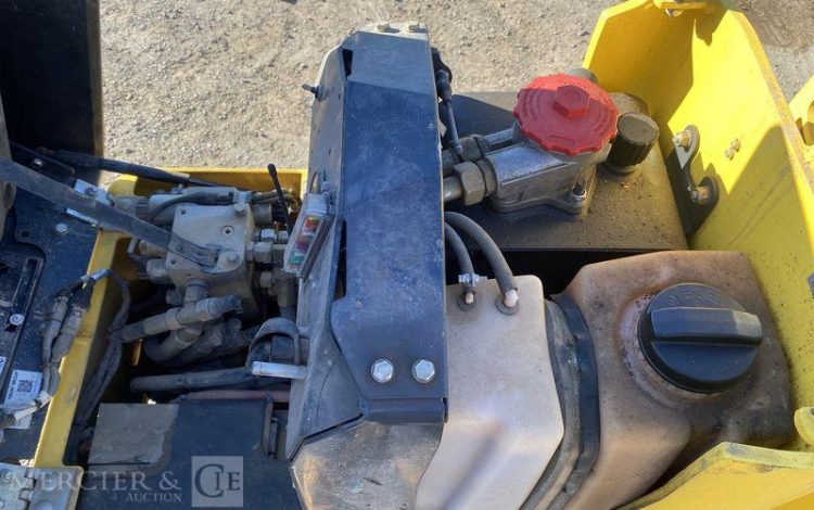 BOMAG COMPACTEUR PIED DE MOUTON  BMP 8500 – 1,5 TONNES – LARGEUR 0,85 M – DIESEL  38083