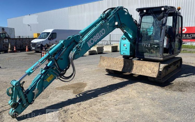 KOBELCO PELLE SUR CHENILLES  SK75SR-7 – 8,8 TONNES – DIESEL – 1061 HEURES – ANNEE 2024  51728