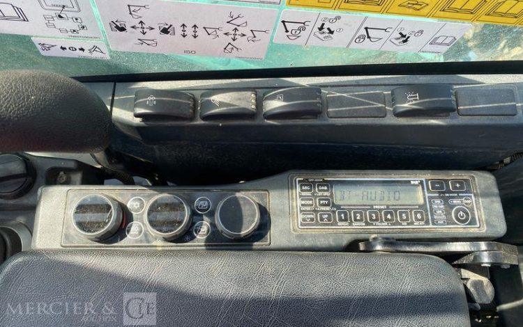 KOBELCO PELLE SUR CHENILLES  SK75SR-7 – 8,8 TONNES – DIESEL – 1061 HEURES – ANNEE 2024  51728