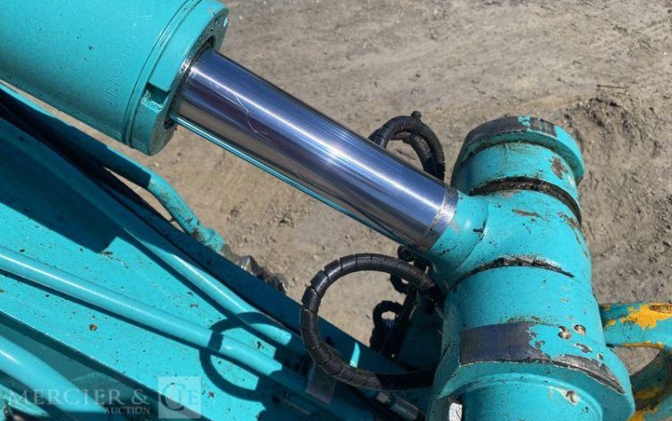 KOBELCO PELLE SUR CHENILLES  SK75SR-7 – 8,8 TONNES – DIESEL – 1061 HEURES – ANNEE 2024  51728